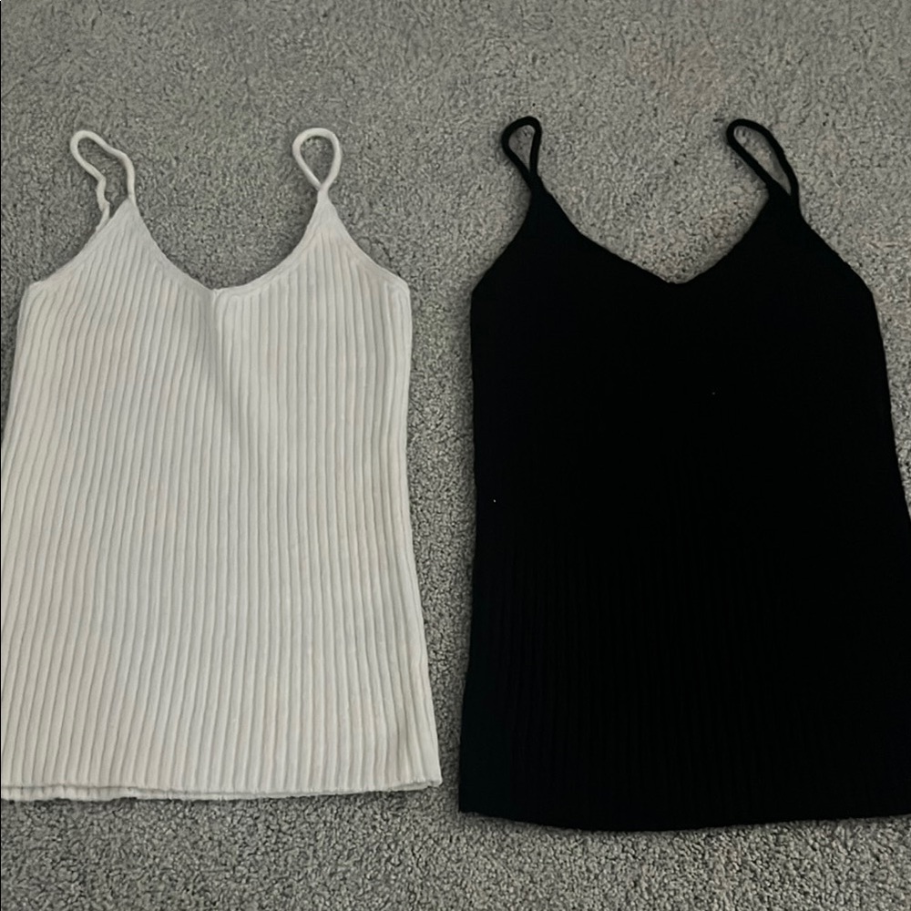Lot of 2 American Eagle Outfitters M black Cream Ribbed tank top cami knit